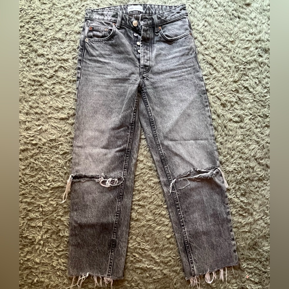 Black Zara ripped jeans